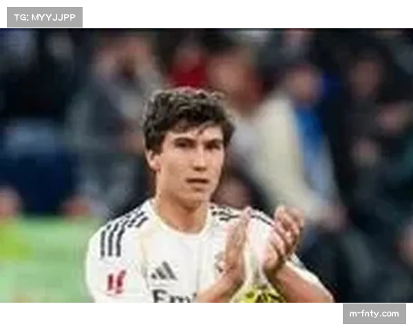 皇马5比1大胜贝蒂斯四连胜场均3.2球进攻火力全开