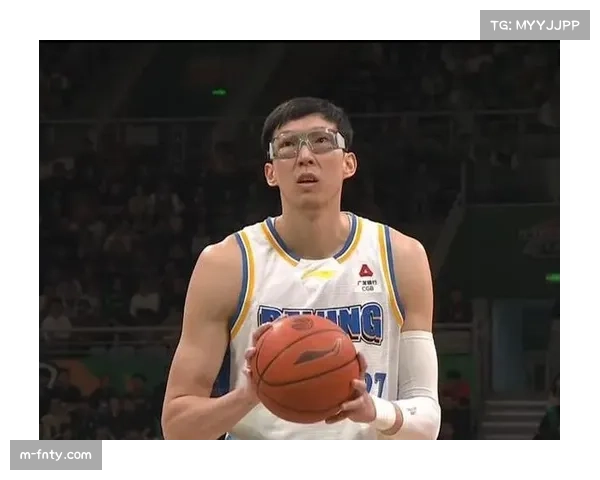 北京防守漏洞百出 周琦麦基内线防守难以弥补外线缺失 北京防守漏洞百出 周琦麦基内线防守难以弥补外线缺失